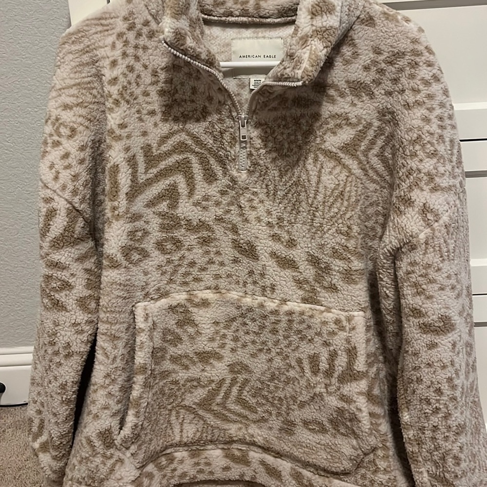 NWOT American Eagle Sweatshirt
